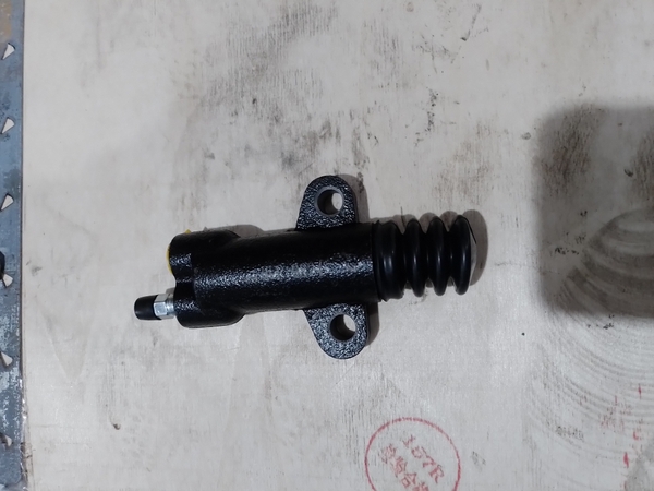 TỔNG CÔN PHỤ XE NÂNG (DƯỚI) MITSUBISI F18B (3/4) - HLP 9224