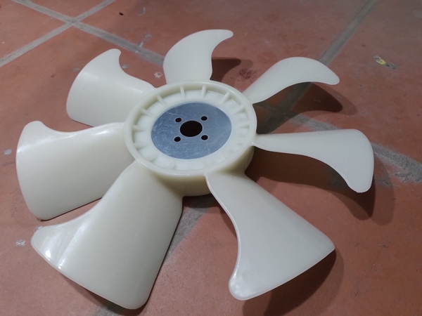 CÁNH QUẠT PC30-7: 7 CÁNH, CÁNH XUÔI TÂM 40*4 LỖ 23 7C*360