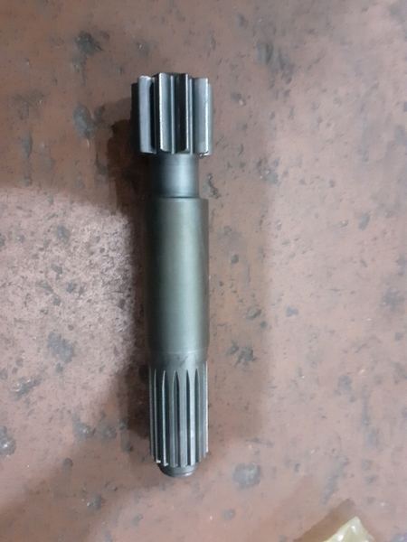 TRỤC LÁP DI CHUYỂN PC200-6E 6D102 10R*18T*H213 - JKO