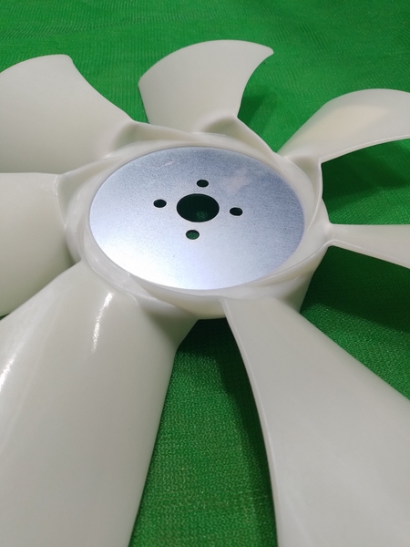 CÁNH QUẠT 4TNV94 - DX55 / R60-7 - 7C*d28* tâm 52*dài 440 (CÁNH HÚT VÀO )