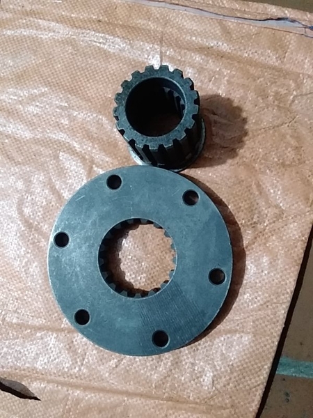 KHỚP LAI BƠM PC120-6 4D95 16T trong 17T ngoài D169 XPL