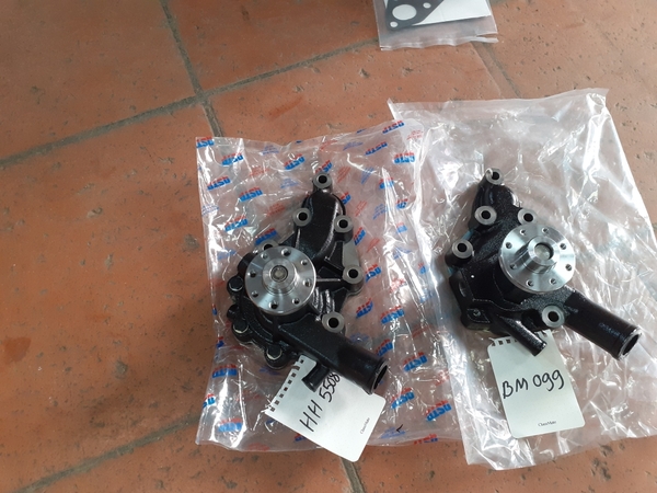 BƠM NƯỚC C240 -06 ( LOẠI BÉ ĐẾ MỎNG )