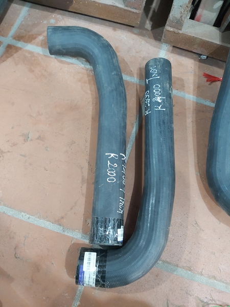 CÚT NƯỚC TRÊN R1400-7