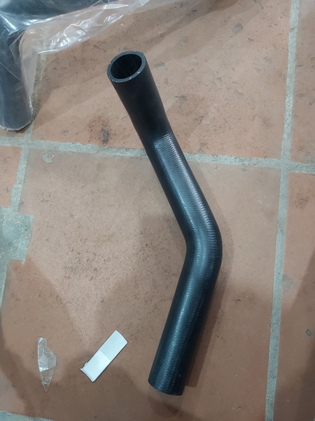 CÚT TRÊN VOLVO 55 - BA12