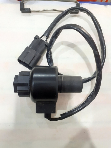 ZƠ LE LỖ 16 VAN 3 TẦNG NGẮN SOLA 24V