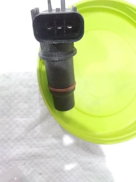 CẢM BIẾN TRỤC CƠ PC200-8 2872279 ( TAI THẲNG) ( GẦN GIỐNG CB TRỤC CAM - TAI LỆCH) - 17 TỐT