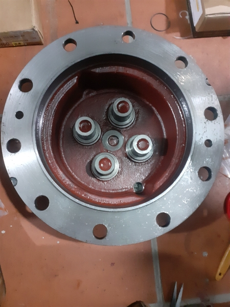 NỒI NGOÀI R1300 R1400-7 4 CHẤU BKT/XPL/ABG