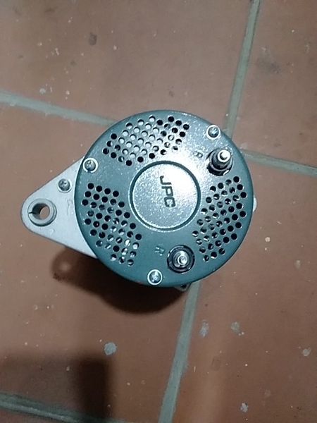 MÁY PHÁT PC400-6 6D114 24v 70A  2 RÃNH*2 tai tâm 200* HÁNG 102 OEM