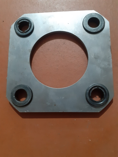 MANH LỬA FI 12 TÂM 107 d62*D110 Vuông