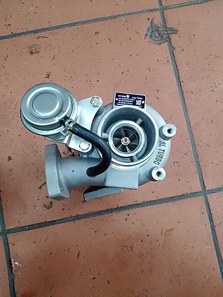 TUR BO PC130-7/8/4D95 TD04L-CÓ ĐIỀU TỐC-SL.ĐẾ(40*73)CỔ HÚT BẮT 3BL TÂM 67 PHI LỖ 38.CỔ GIÓ(67*78)CỔ XẢ BẮT 4BL