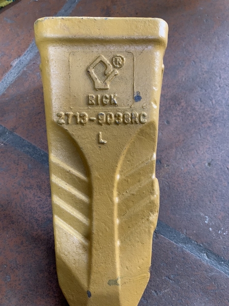 RĂNG ĐÁ DH280 S280 KO KHUYẾT RICK