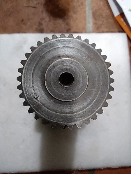 TRỤC QUAY TOA PC60-7/75-3 10R*34T*H207 JKO