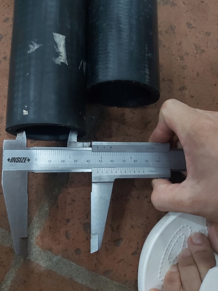 CÚT NƯỚC TRÊN ZX200-1