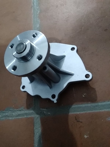 BƠM NƯỚC XE NÂNG 131 / 2Z - DA/WHC