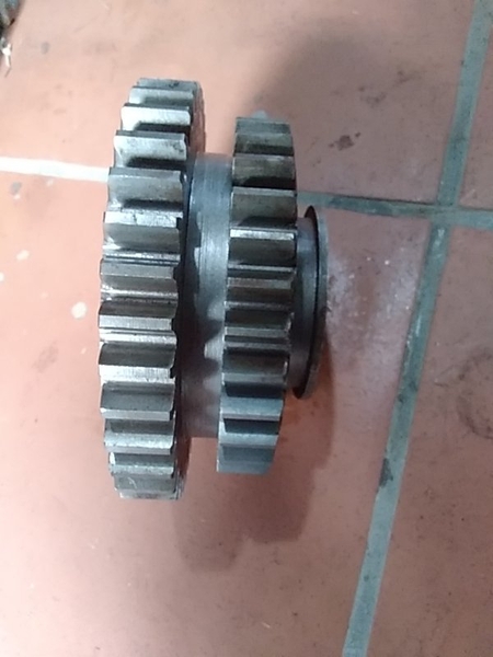 BÁNH RĂNG SỐ D41-3/5: 31R*37R*15T