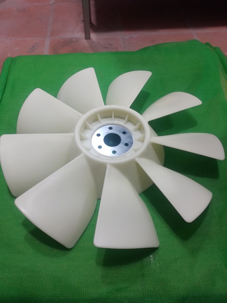 CÁNH QUẠT CHUẨN PC200-6/7/8 6D102 9C*610 LỖ50 89*6