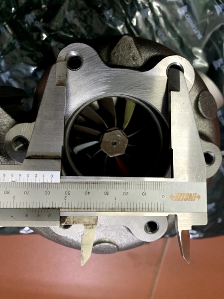 TUR BO DH300-5/D1146 -SL/IZUMI cổ gió 63*70, Cổ hút 60*72, Cổ xả 6BL, Chân 50*86