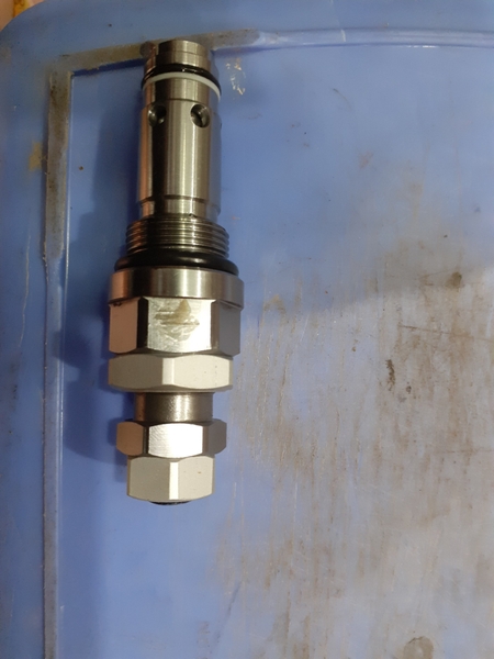 VAN NGĂN KÉO PC300/400-6 Ø16 ,giác 19,H104 CNP