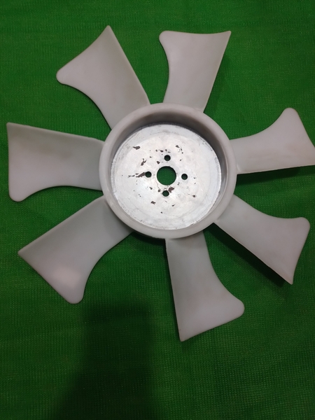 CÁNH QUẠT 4D94E/4JB1  DH55/EC55 : 7C*d32* tâm60* dài 450* 4 lỗ (EC55/2009)