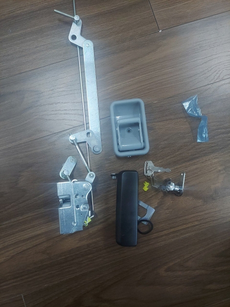 BỘ KHÓA CỬA SK200-6/8