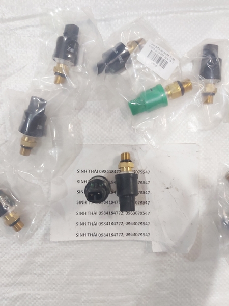 CẢM BIẾN ÁP SUẤT THẤP EX200-2/3 ZEN 10*3 CHÂN - TLTQ - KHÔNG BH
