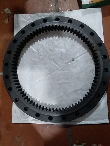 VÀNH RĂNG DC PC200-3: 77R*24L 347*450*48