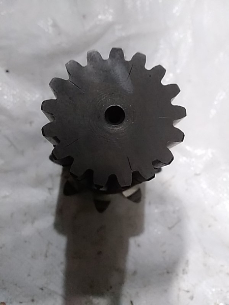 TRỤC QT YANMAR VIO 50 PC50 9R*17T*H159 /HL