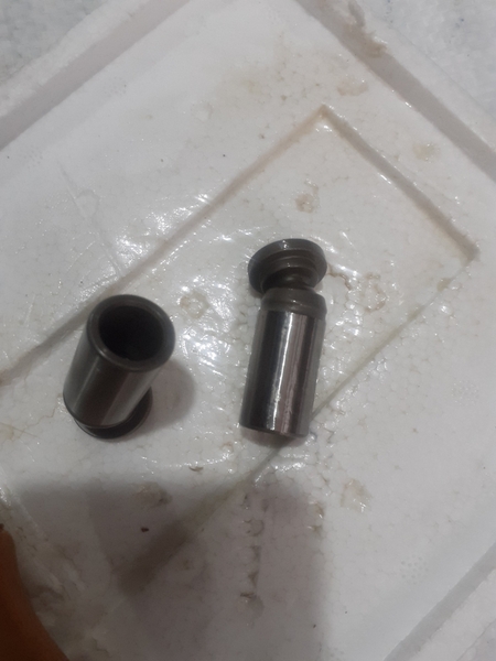 Piston bơm chính 17*44,5 7Q KMF33- Hiệu Bixen