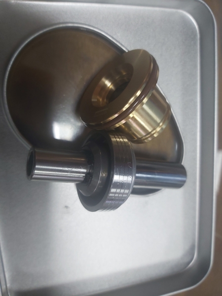 TY DI CHUYỂN VOLVO60 /EC60 (PHI12*H65)