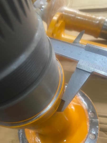 TRỤC ĐÙI D31-16 (42T*D250/83*L525) CỔ BI 100/65 CÓ GEN CỔ