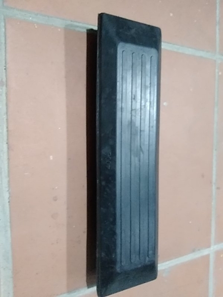 LÁ XÍCH CAO SU PC40-7/8 SK50 SH50 BẢN 400 / CAM BH 01 THÁNG - PC