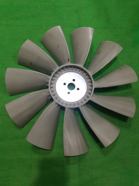 CÁNH QUẠT R55 R60-7 = EX55/ KUBOTA 11C*450 TÂM 52*4 - JPC