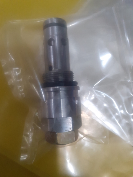 VAN PHỤ PC200-3: PHI18* ZEN23*H90, CÓ KHẤC THÂN
