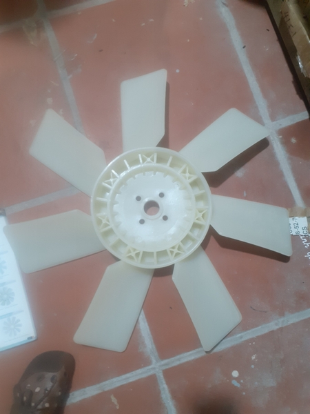 CÁNH QUẠT 6D31/SK200-1/2/3: 7C*34*72*600 - ZT
