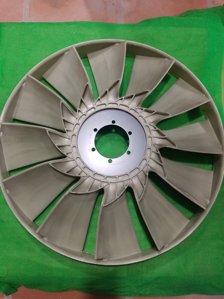CÁNH QUẠT 6D22 SK300 SK220-5 SẢI 700*12C 6BL*128 - CÓ VÀNH - JPC
