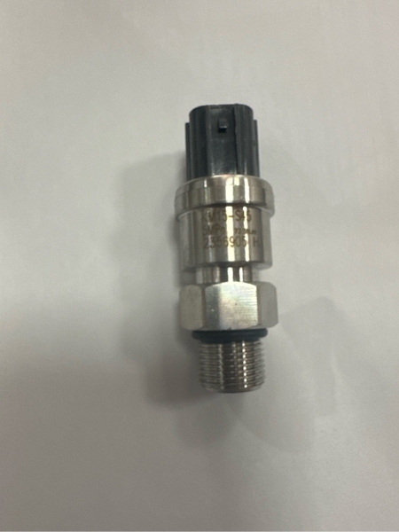 CẢM BIẾN ÁP SUẤT THẤP SK200-5/ SK200-6 GEN 16, 3 CHÂN BẸT TAM GIÂC, 49MPa BH04T