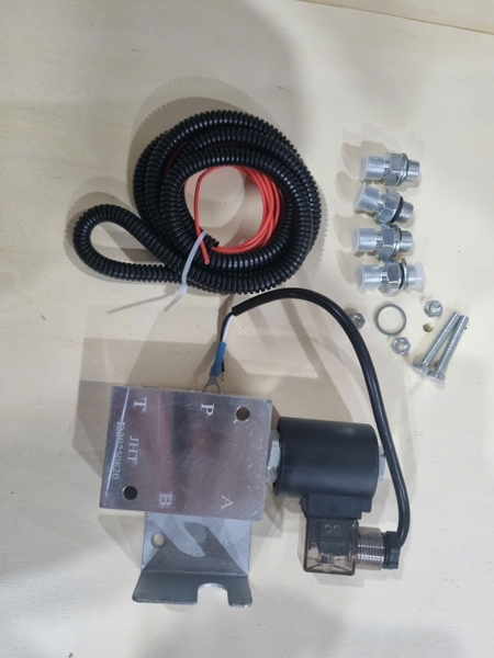 CỤM VAN THÁO LẮP GẦU NHANH 12V - OUSIMA TỐT BH LẮP ĐẶT