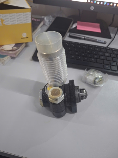 BƠM TAY DỌC TRÁI CỔ  NGẮN DB58/6BD1/6D95/DH220-5 - BAILLET TỐT