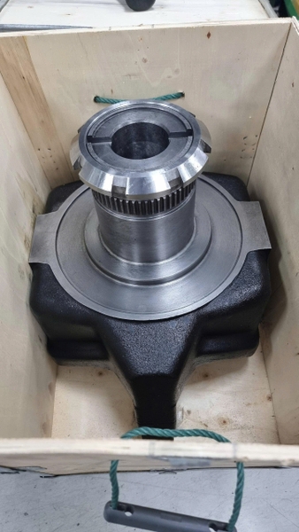 ĐẦU TRÂU S200 R200 MX8W BÊN PHỤ - PHẢI ( CHƯA BẠC LÁP, CHƯA PHỚT LÁP)