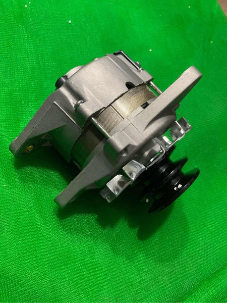 MÁY PHÁT DH130/6BB1 ĐỜI CỔ DB58 2 RÃNH*2 tai lệch tâm 190*háng 70  24V 45A - JPC