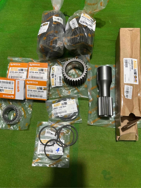 TRỤC LÁP NGẮN CẦU SAU DX140 = R140-9 15R*26T*H150 DB