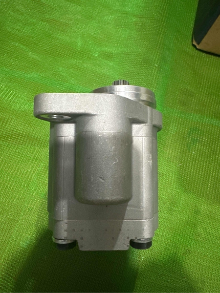 BƠM KHIỂN HPV102 EX200 10T*2BL*1 đường dầu mặt*1 đg dầu cạnh XPL - KHÔNG BẢO HÀNH