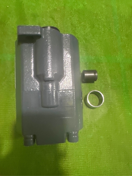 BƠM KHIỂN AP2D25 DH55/R55 17*9cc MẶT BÍCH BẰNG JPC - BH 01T)