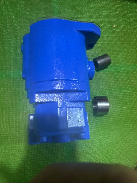 BƠM KHIỂN AP2D25 DX55W 18*9cc 4BL CHÌM / 1 LỖ DẦU OEM