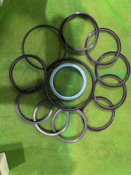 PHỚT TRUNG TÂM DX55/S55/VOLVOL 55 XÍCH - MSJA 80*8S * DSH SKF TỐT