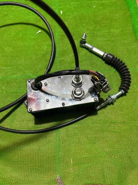 MÔ TƠ GA VUÔNG S55 - 12V - 5 CHÂN BẸT - TL-BH