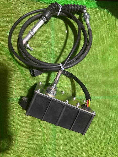 MÔ TƠ GA R VUÔNG  24V RẮC TRÒN 5 CHÂN KIM  BH 2 THÁNG