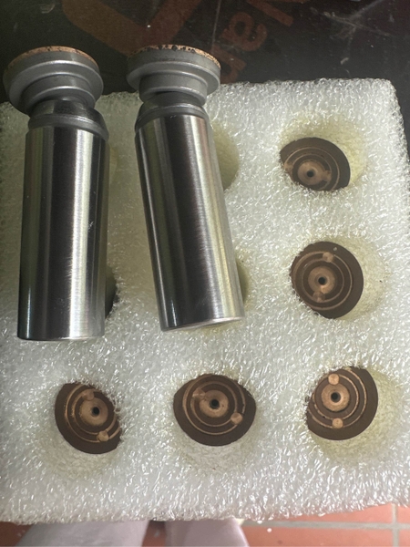 PISTON LPV30  17*56*7Q (đỉnh ngược) - TM