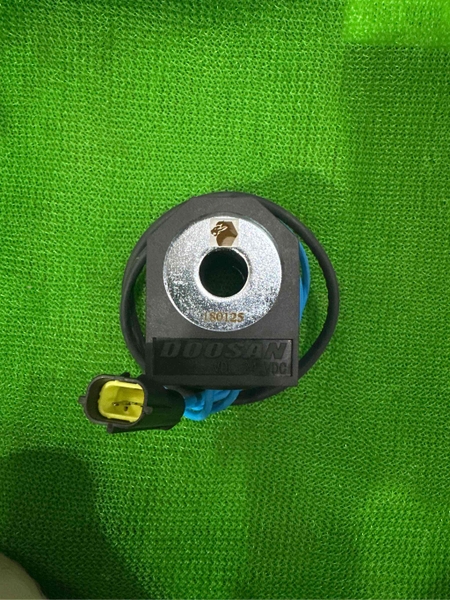 RƠ LE LỖ 13 *24V*H52 DH220-3/5 VUÔNG CÓ DÂY ( BH 05 THÁNG LỖI DO NHÀ SẢN XUẤT, KHÔNG BH CHÁY) - TN