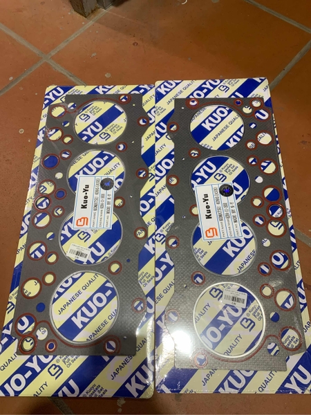 ZOĂNG MẶT MÁY 4D95 BÌA KP/KY/NQC